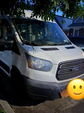 2018年福特Transit 350中顶15座客车