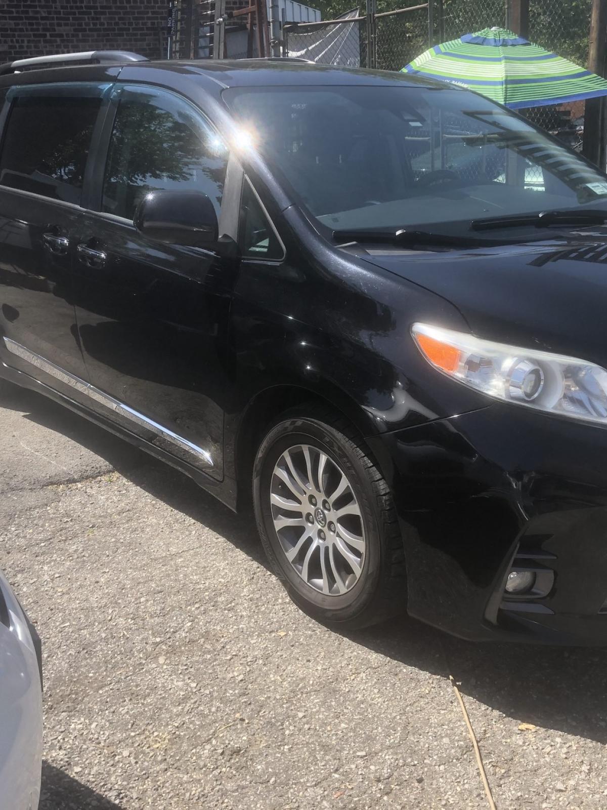 出售2020款 Toyota Sienna XLE