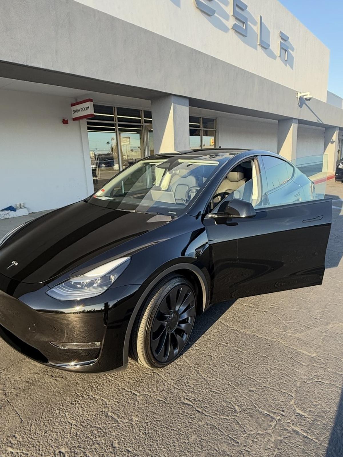 2025款特斯拉 Model Y Performance 转让
