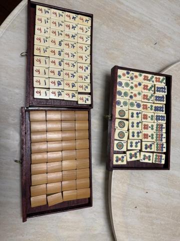 老麻将牌一副
