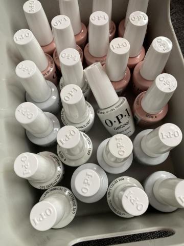 低价出售 ❤️指甲油各种胶油❤️UV胶 ❤️powder 法拉盛取