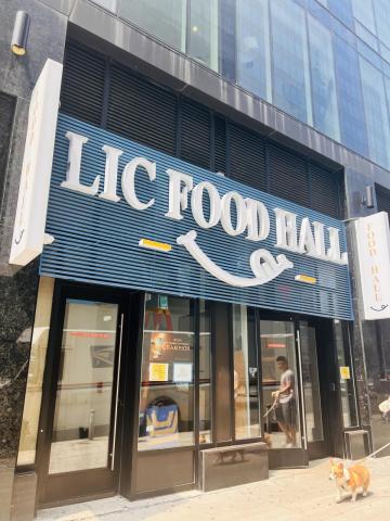 ✨长岛市美食城黄金铺位转让✨ 中城350尺租金7400