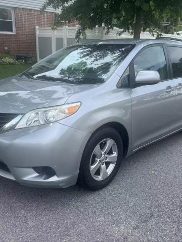 2013 Toyota Sienna 全皮座椅 8座 无事故