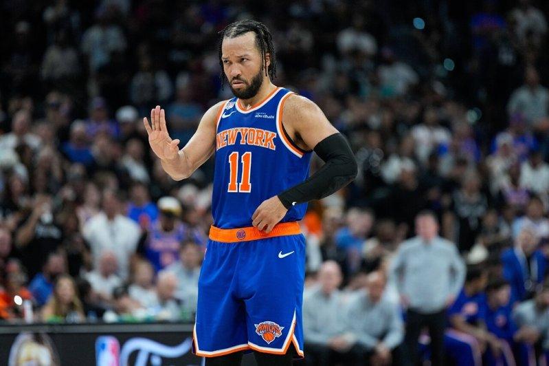 布朗森背后的她…从高中同学到NBA总决赛 见证他成为巨星