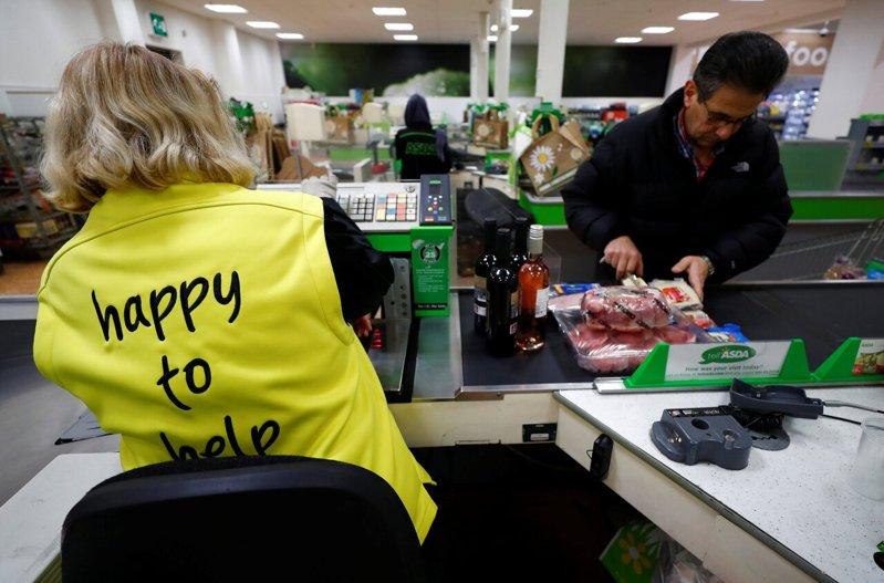 不是推车把手 超市这处是容易忽略的细菌热点