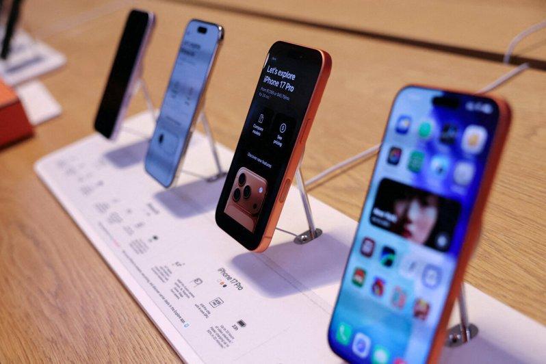 iPhone 18 Pro可能涨到1399美元 成本暴增25%是关键