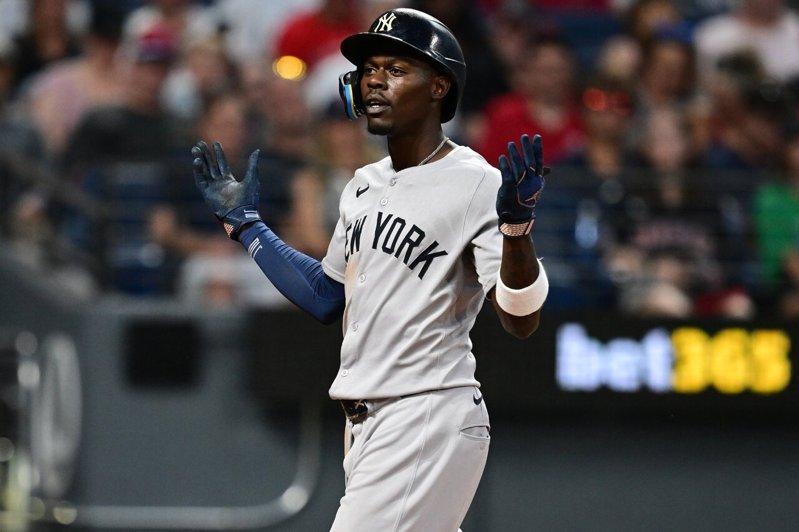 MLB／洋基奇森姆含棒棒糖守二垒 掀正反论战