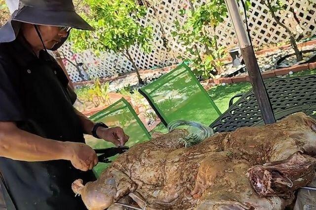 华人后院今夏最夯玩法「烤全羊」烤出最浓人情味
