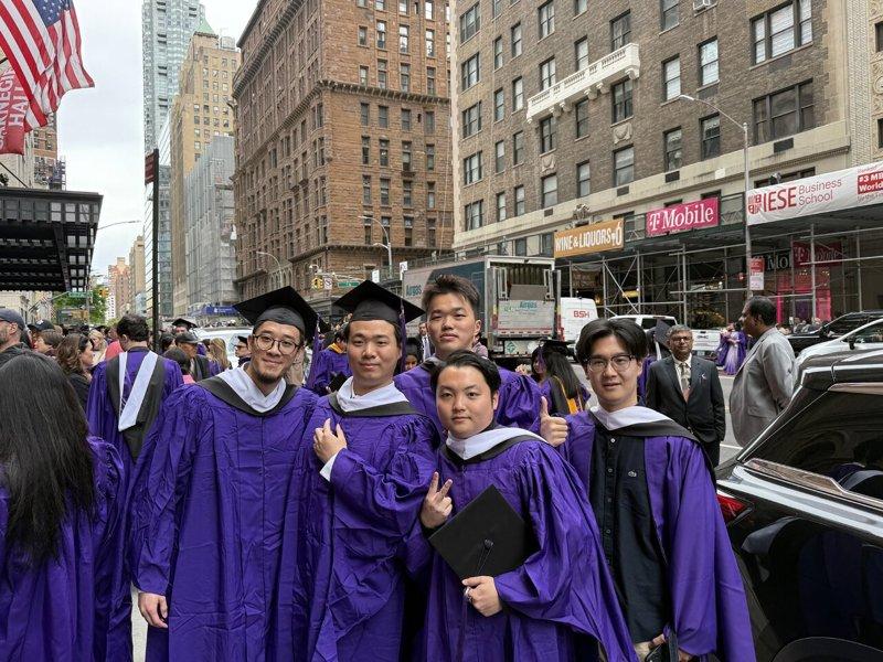 纽约市暑期青年就业计划启动 逾10万人将获带薪工作体验机会