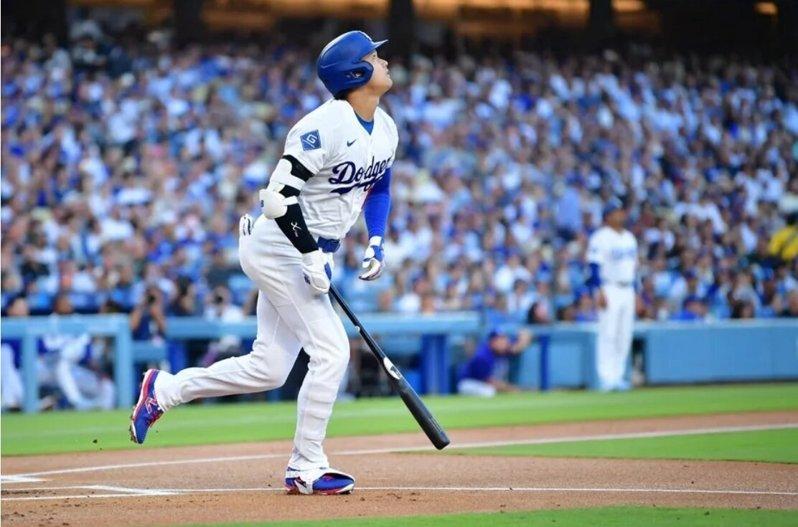 MLB／膝盖不舒服没得投 大谷首局首打席开砲敲本季第21轰
