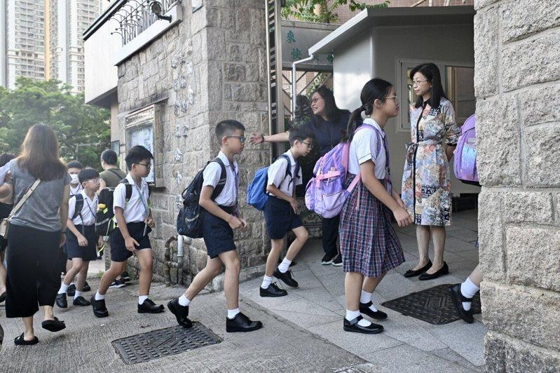 去年香港小一生跌穿5万大关 10年少2成 高才子女难填补