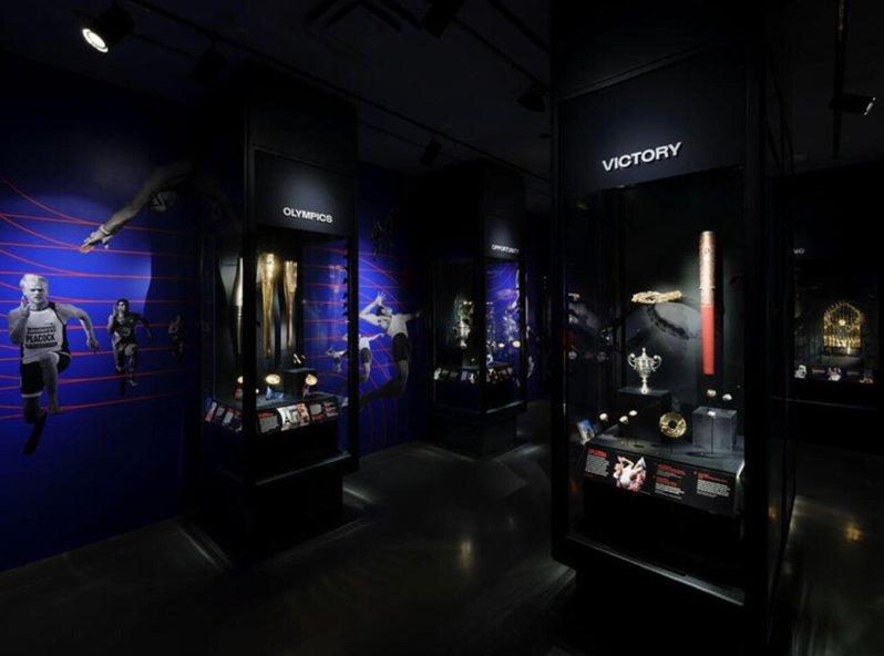 NBA总冠军奖杯 27日起纽约自然历史博物馆展出
