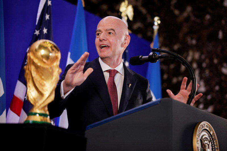 世界杯／FIFA主席今年看了44场比赛 飞了地球2.7圈