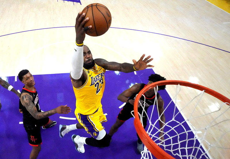 NBA／誓助76人夺冠 詹姆斯：打开最后一趟不可思议旅程