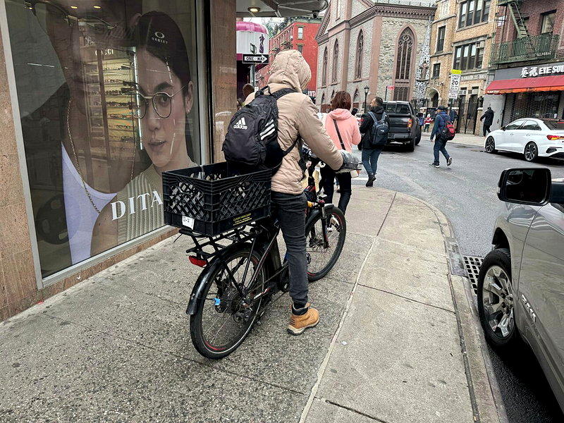 纽约生存手册／电单车速限20哩 超标须领牌照