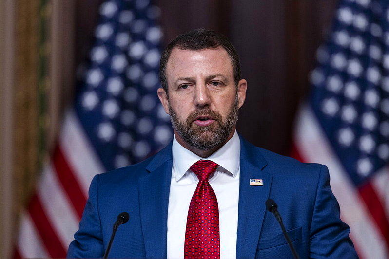 MAGA阵营 要求国安部长穆林下台