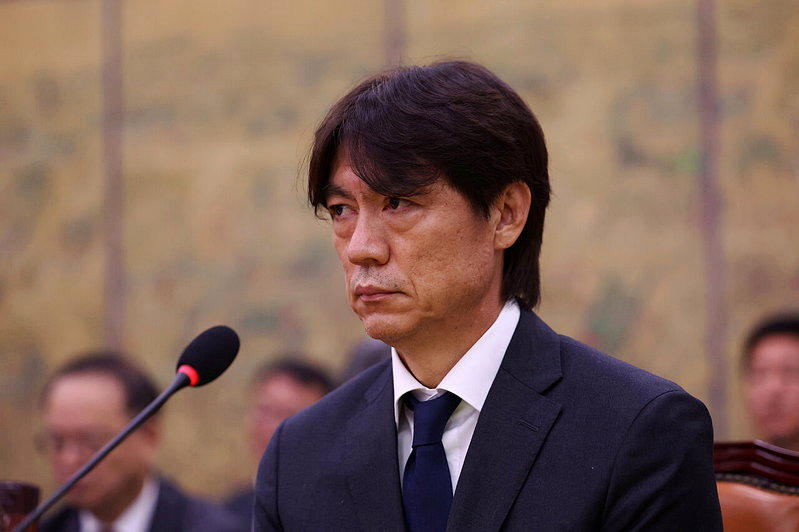 世界杯／南韩主帅任命不当介入？韩警证实突袭搜查足协
