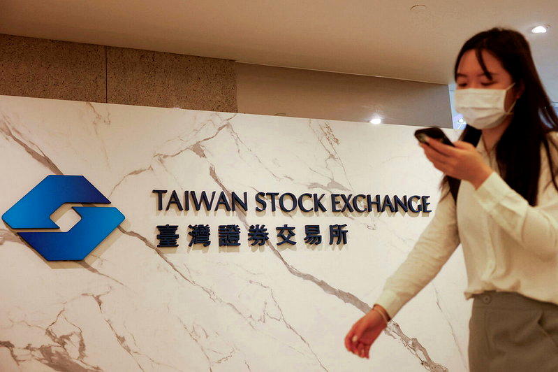 外资影响力降 亚洲各国投资人渐成股市撑盘要角 翻转权力平衡