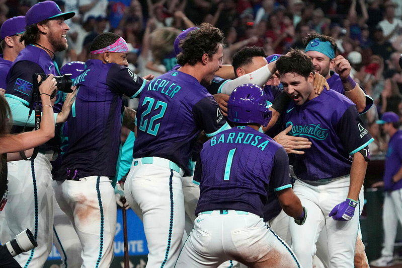 MLB／地狱8月未完…迪亚兹挨再见2分砲 道奇惨吞7连败