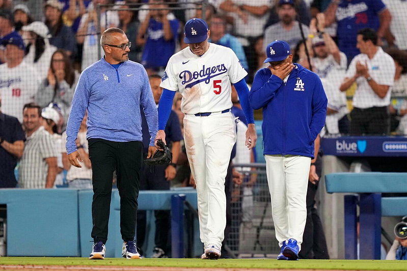 MLB／弗里曼重摔庆幸未伤到头部 赛后笑说个子够高