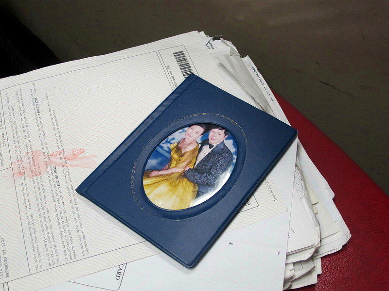 翻20年前旧帐 婚姻绿卡面审趋严 保留平时生活证据 可能派上用场
