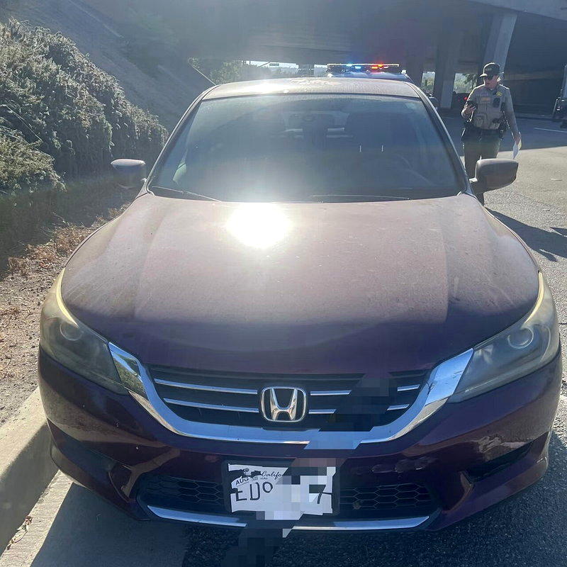 华人月租800元汽车 上路遭拦才知问题大了