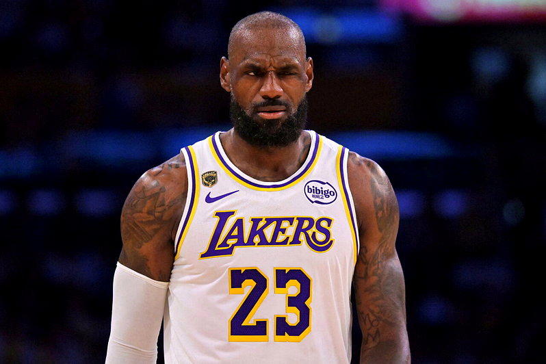 NBA／詹姆斯进军YouTube 首支影片集结2016骑士冠军班底