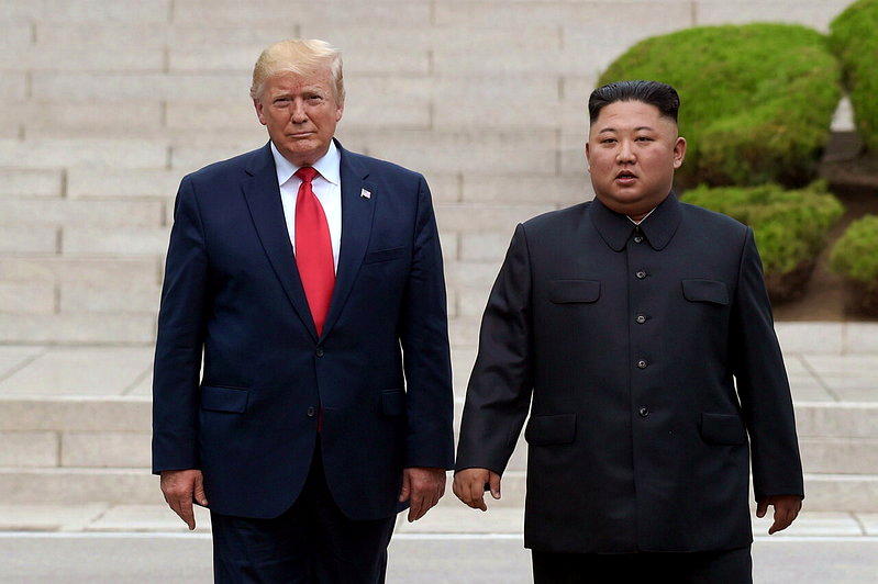 川普缩减美韩军演规模 称金正恩已回应对话要求