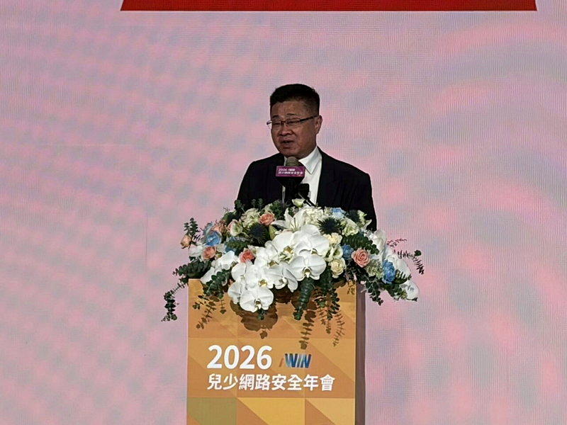 传色情消息 台国小生首超车国高中
