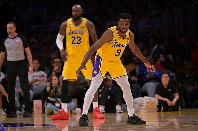 NBA／布朗尼变「留守儿童」 首谈老爸詹姆斯离开湖人