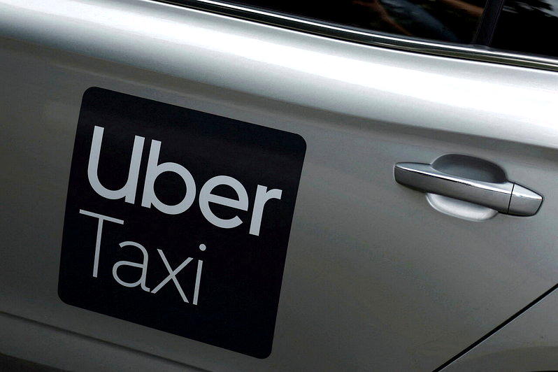 休士顿警方拦Uber 要司机追逃犯…行车纪录器全录下