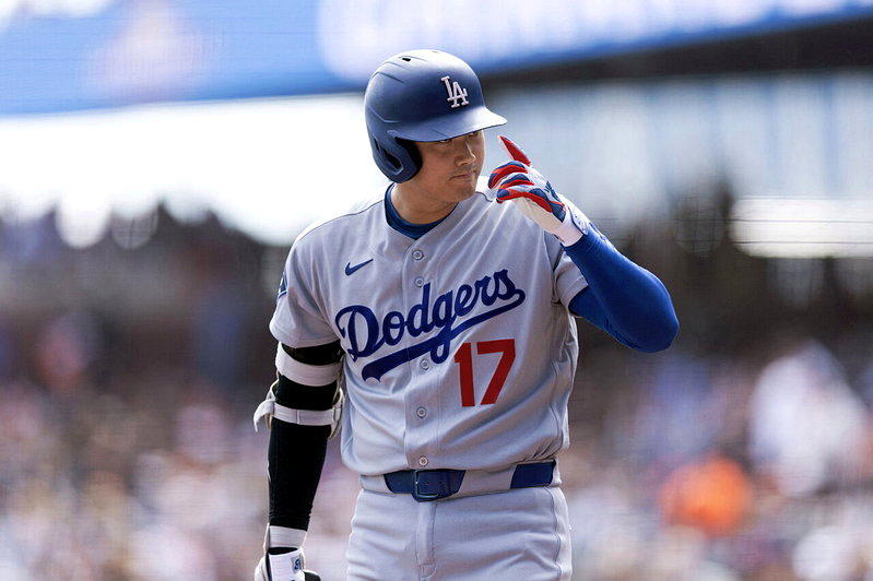 MLB/大谷翔平连18战未开轰结束球季 仍是道奇连3季全垒打王