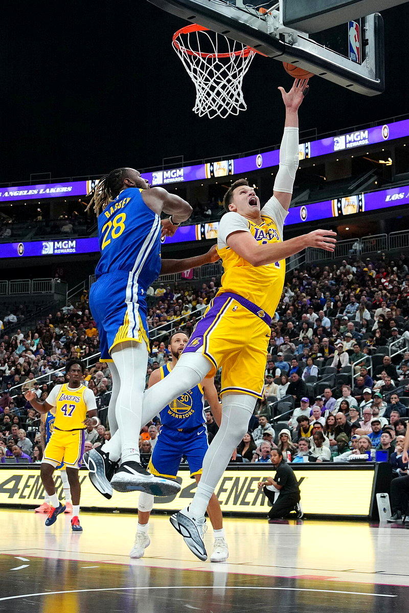 NBA／唐西奇休兵 湖人开箱凯斯勒却遭勇士大逆转