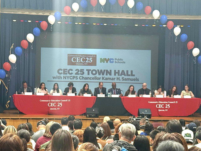 纽约皇后区第25学区校舍拥挤有解 经费与AI政策仍待官方交代