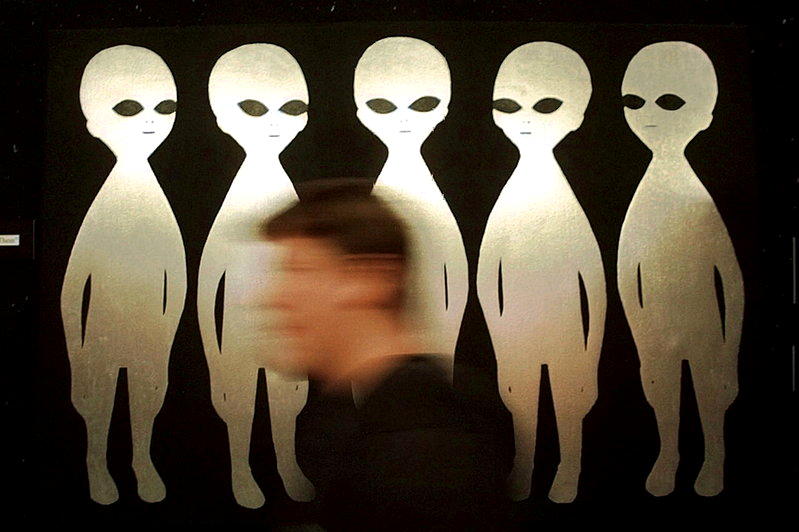 外星人非友善物种？ 美国登月太空人：伪装天使的恶魔