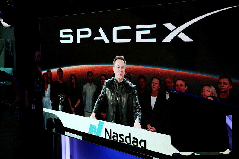 马斯克称SpaceX完成400亿美元芯片融资，称新云端业者或大规模淘汰
