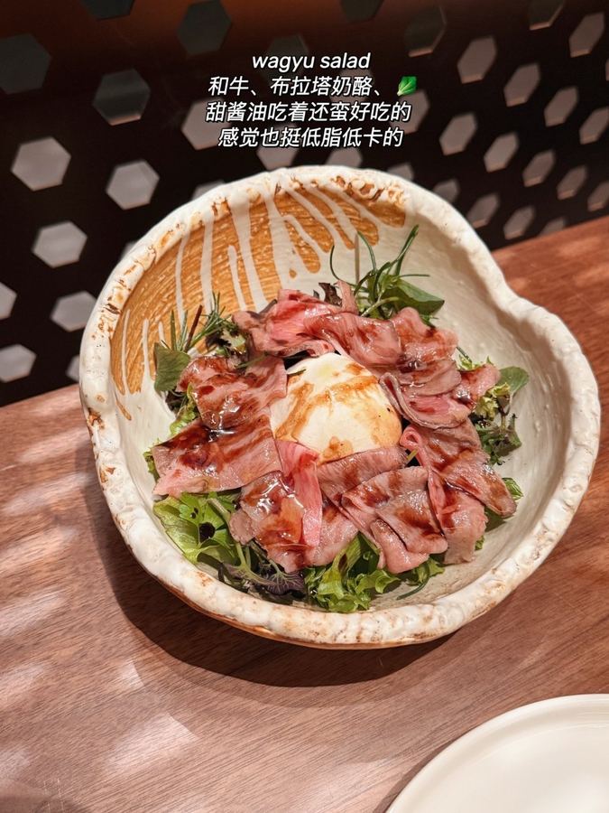 纽约曼哈顿挑战人均30刀的🇯🇵和牛馆子！ 嗨 我是带你吃喝玩乐的...