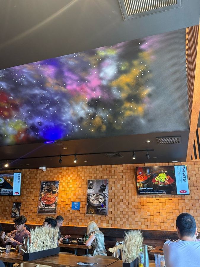 开启了一间宝藏韩式料理🔑 这间餐厅门面看起来平平無奇，但原来内里...